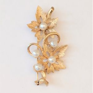 Vintage Hedy Hedison Floral Brooch Pin Summery